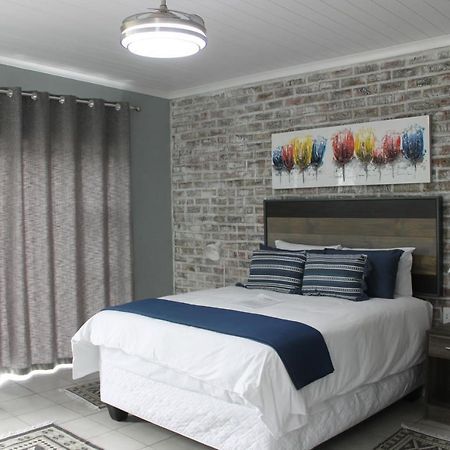 Berry Lane Guesthouse 크론스타드 외부 사진