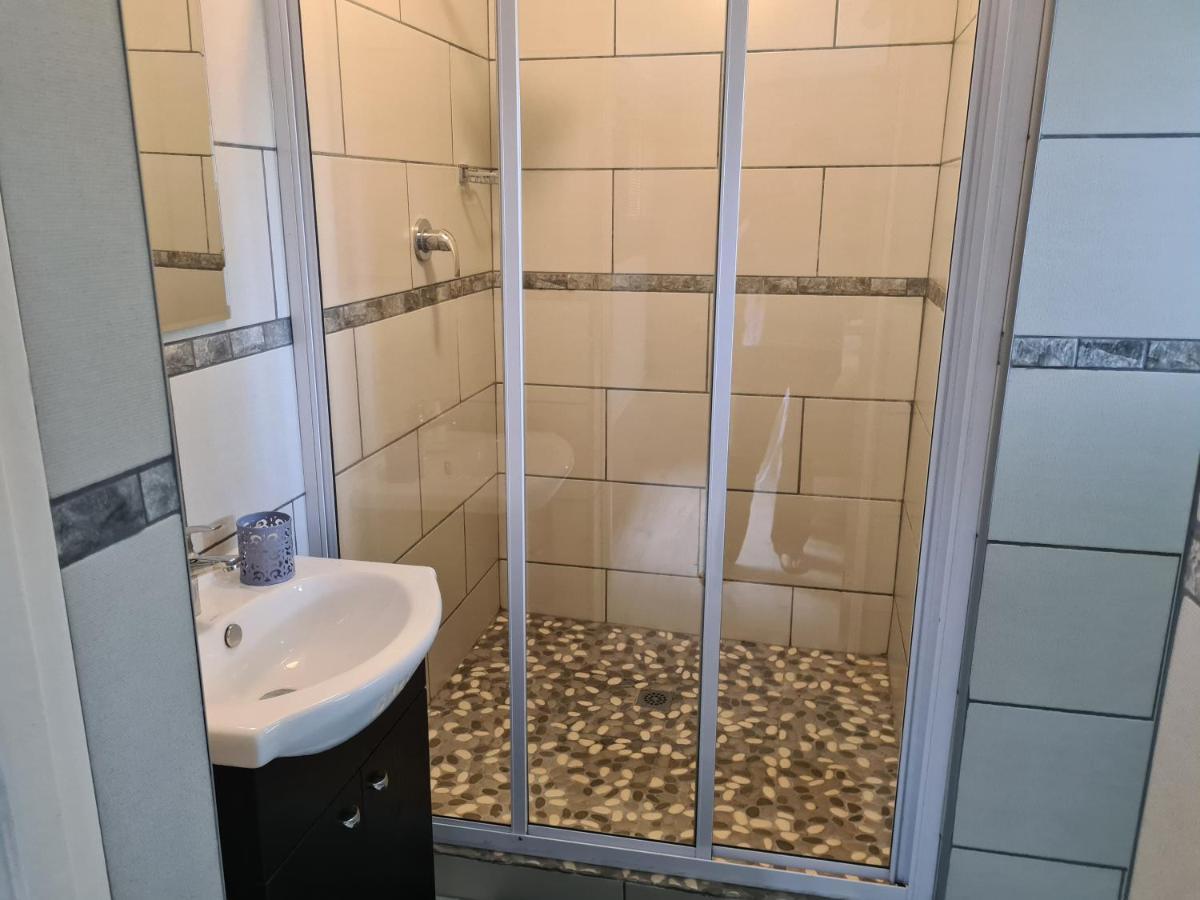 Berry Lane Guesthouse 크론스타드 외부 사진