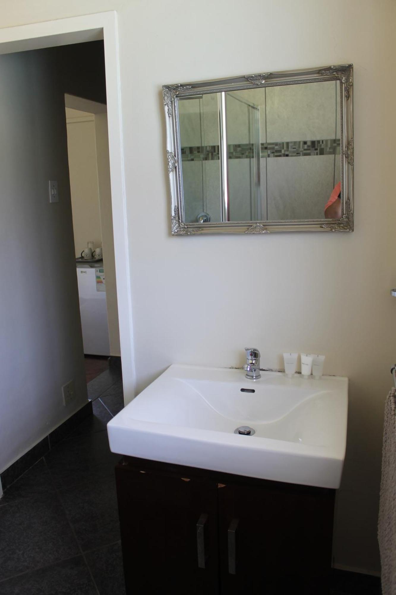 Berry Lane Guesthouse 크론스타드 외부 사진