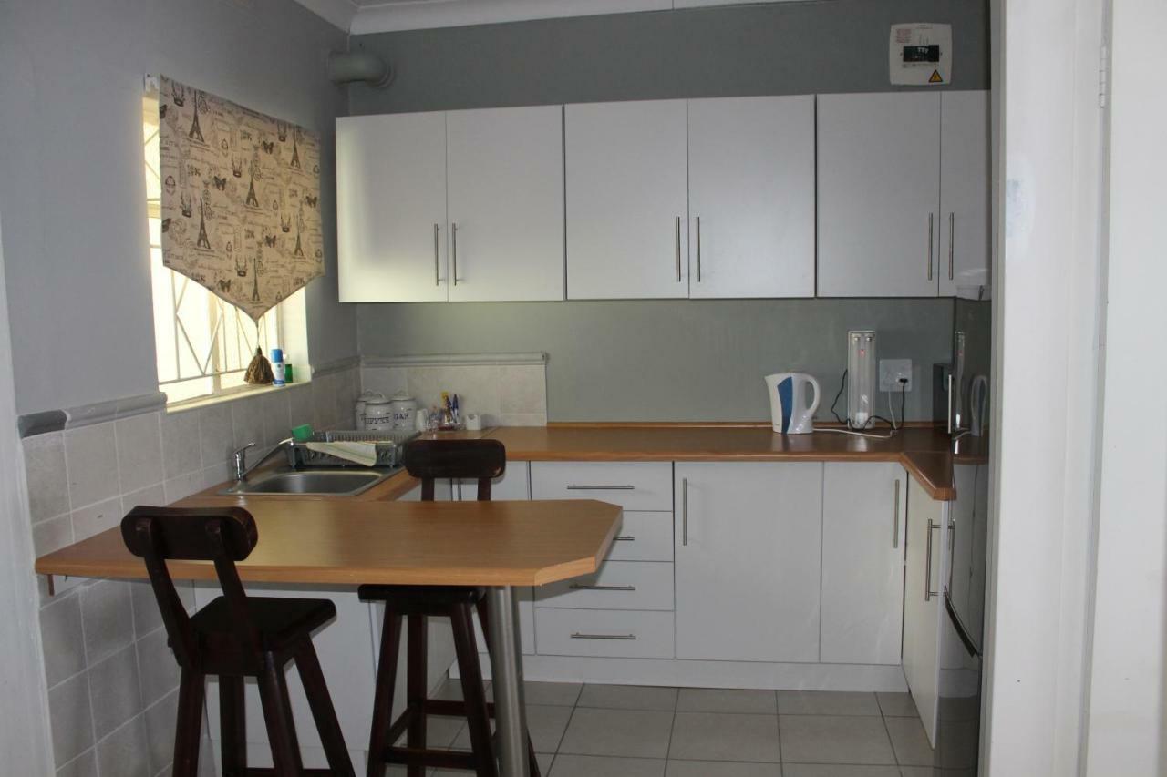 Berry Lane Guesthouse 크론스타드 외부 사진