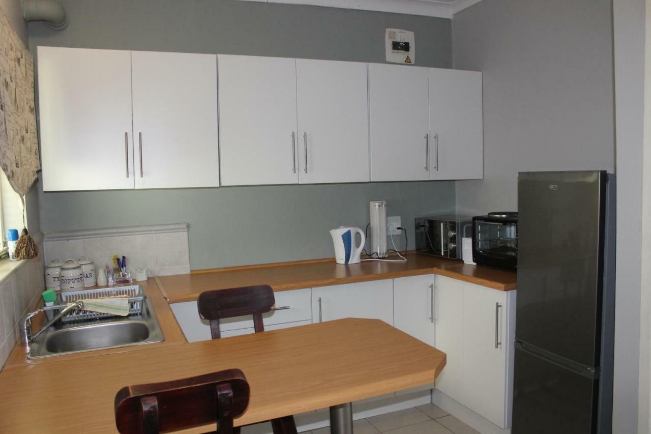 Berry Lane Guesthouse 크론스타드 외부 사진